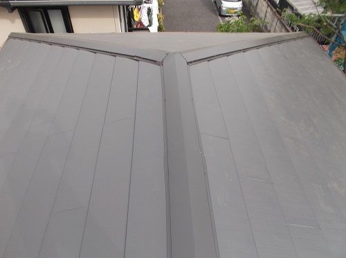 ガルバリウム鋼板の屋根